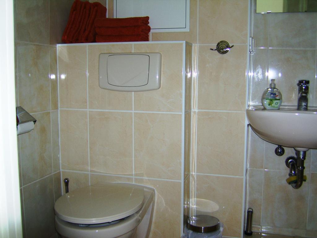 Nikol Apartments Берлин Екстериор снимка